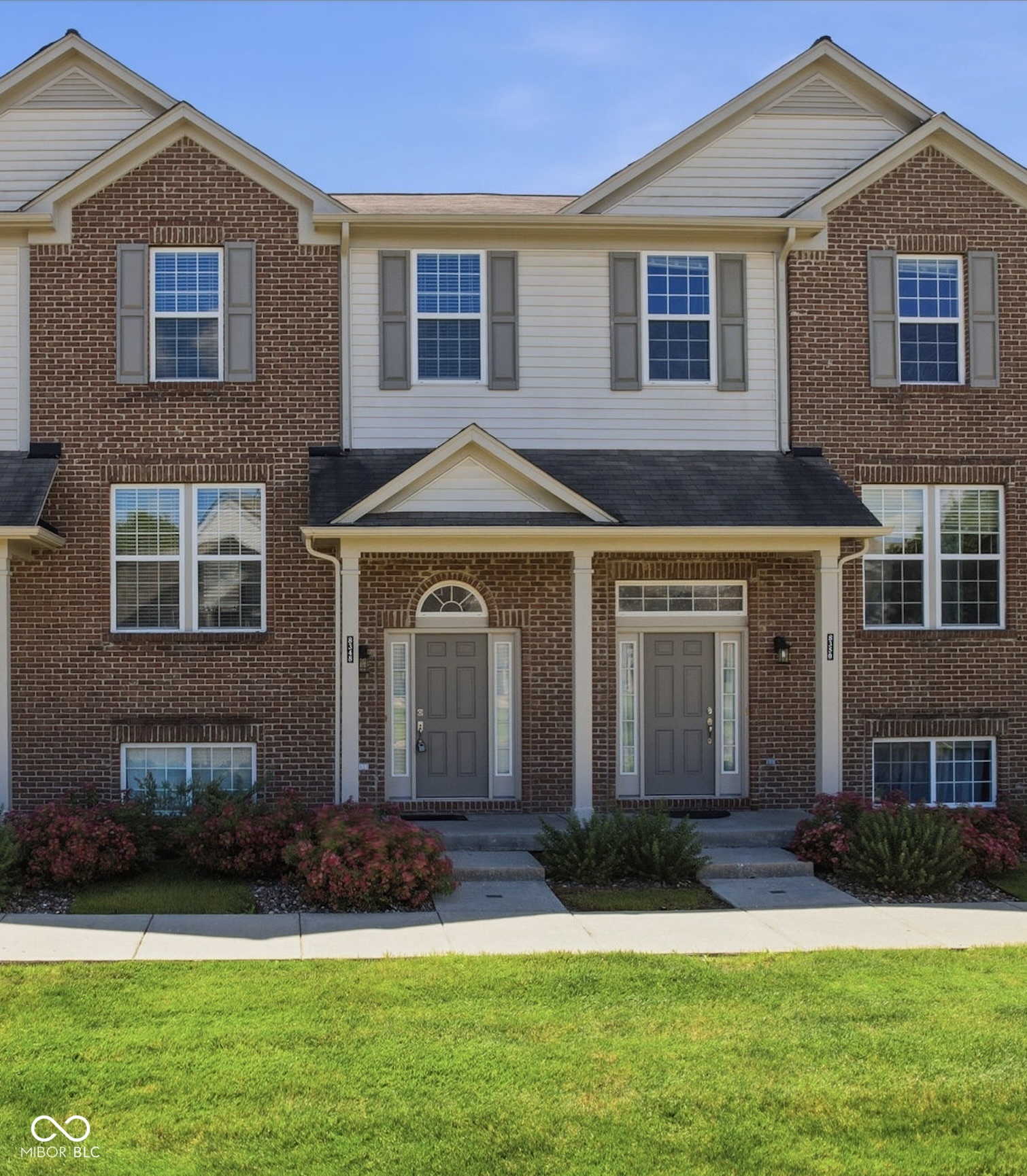 8348 Codesa Way Indianapolis, IN 46278 - Photo 2 of 38