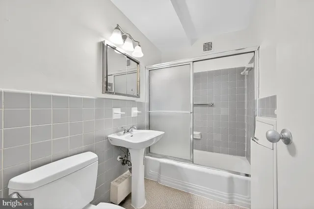 $185,000 | 3900 Tunlaw Road Northwest, Unit 618, Washington, DC 20007