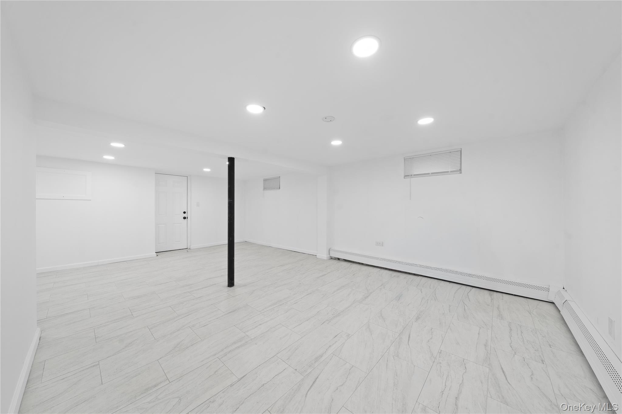 193 North Arizona Road West Babylon, NY 11704 - Photo 27 of 37 a view of an empty room