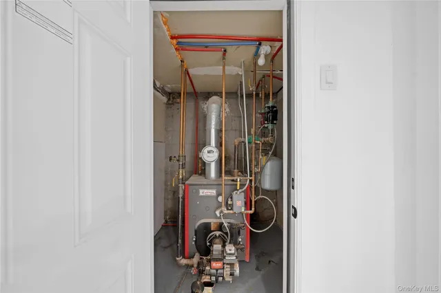 a view of a back yard of the house