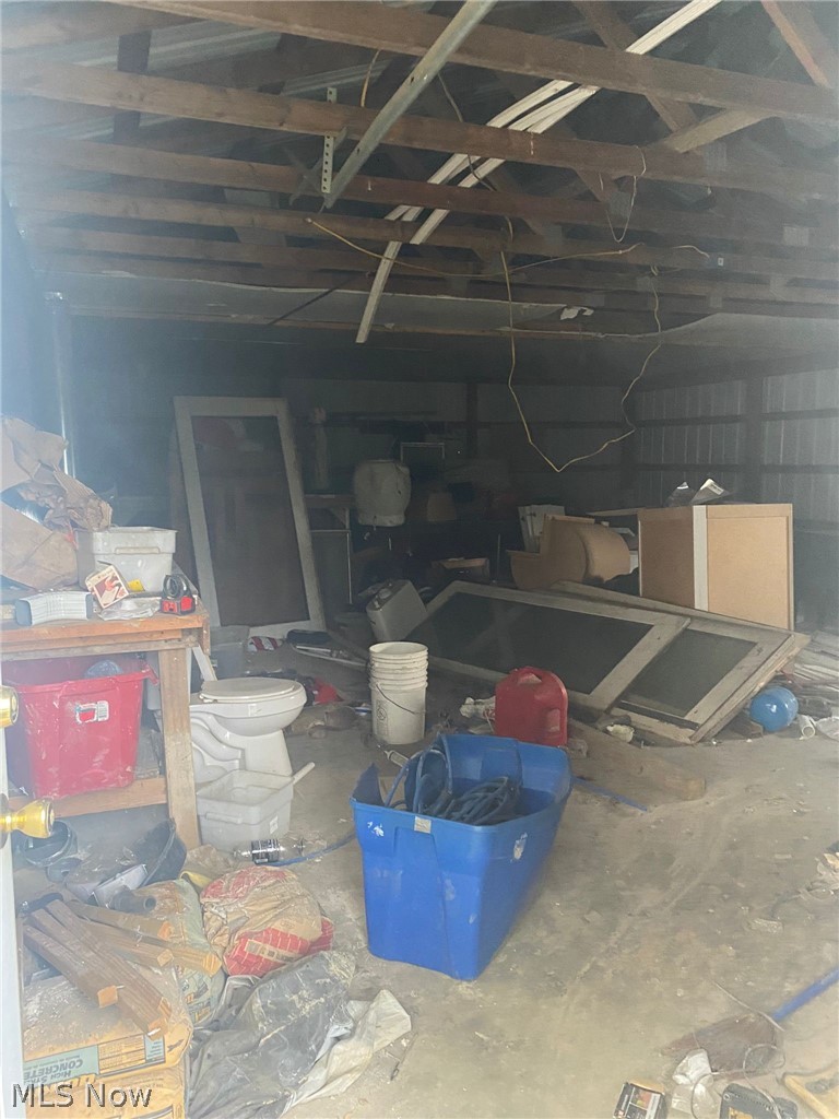 9149 Center Road Blue Rock, OH 43720 - Photo 27 of 34 garage