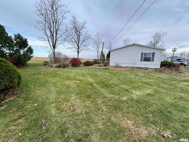 $1,400 | 14401 134th Avenue West, Taylor Ridge, IL 61284