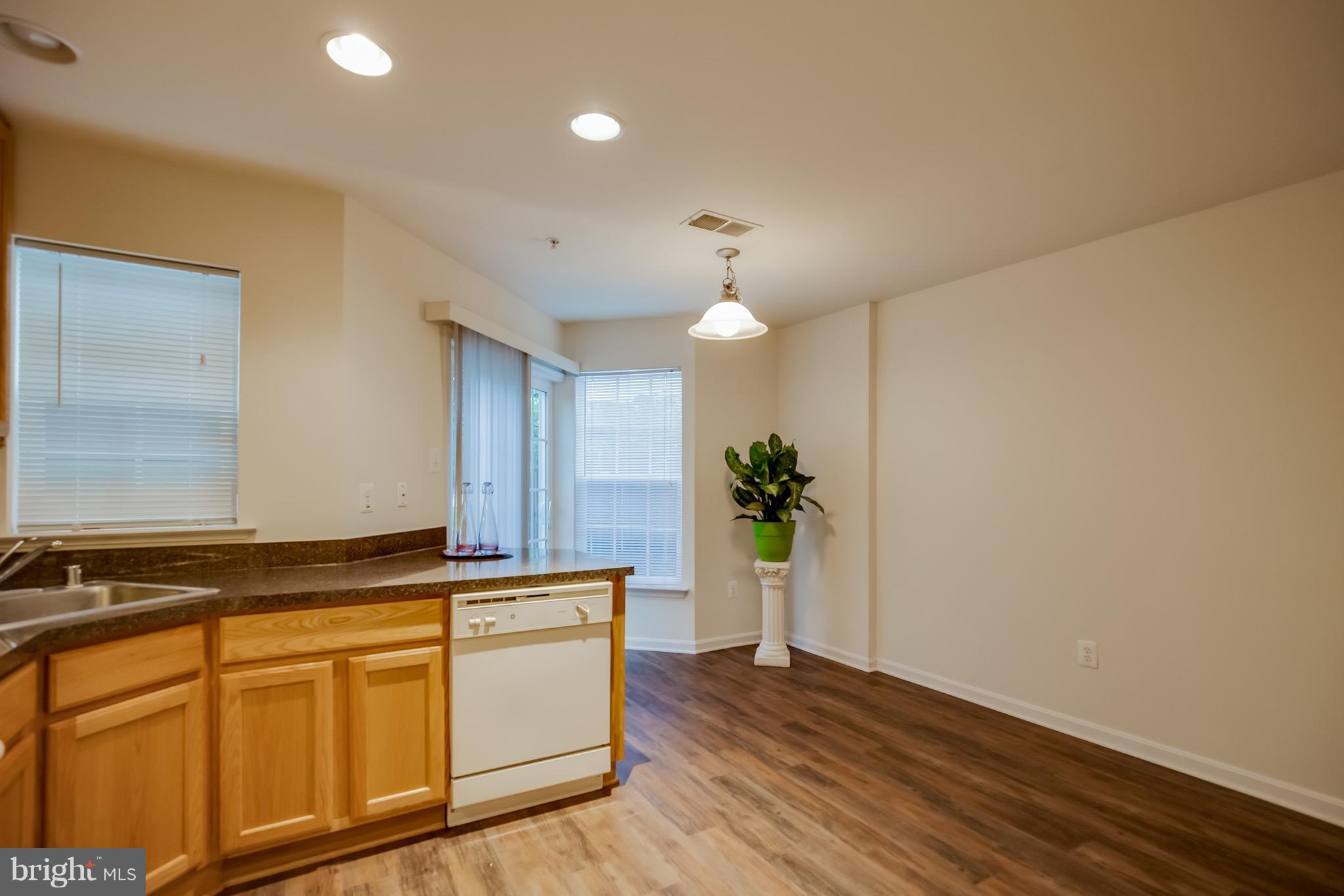 607 Tivoli Road Frederick, MD 21703 - Photo 10 of 30 Kitchen