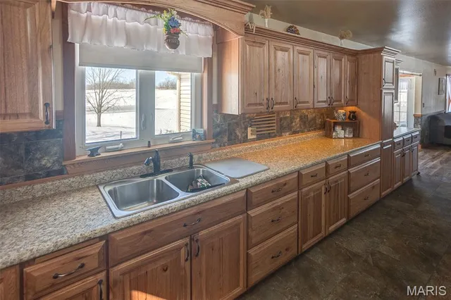 $422,000 | 1548 Koehn Road, Rockwood, IL 62280