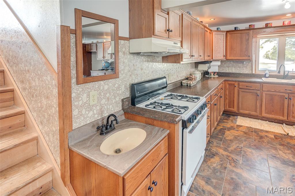 1548 Koehn Road Rockwood, IL 62280 - Photo 37 of 65