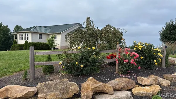 $385,000 | 1548 Koehn Road, Rockwood, IL 62280