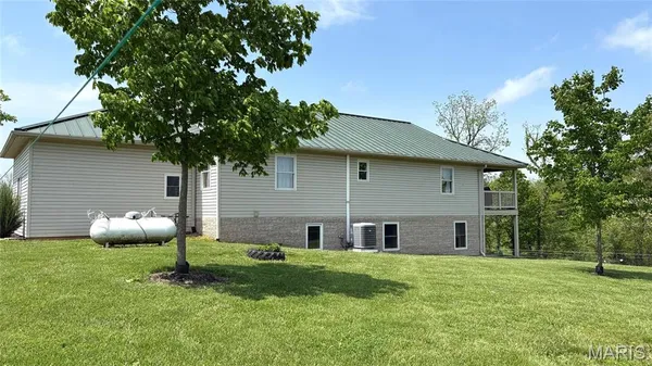 $385,000 | 1548 Koehn Road, Rockwood, IL 62280