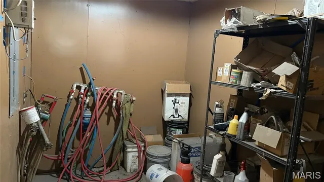 $422,000 | 1548 Koehn Road, Rockwood, IL 62280