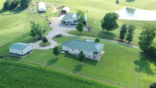 $385,000 | 1548 Koehn Road, Rockwood, IL 62280