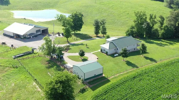 $385,000 | 1548 Koehn Road, Rockwood, IL 62280