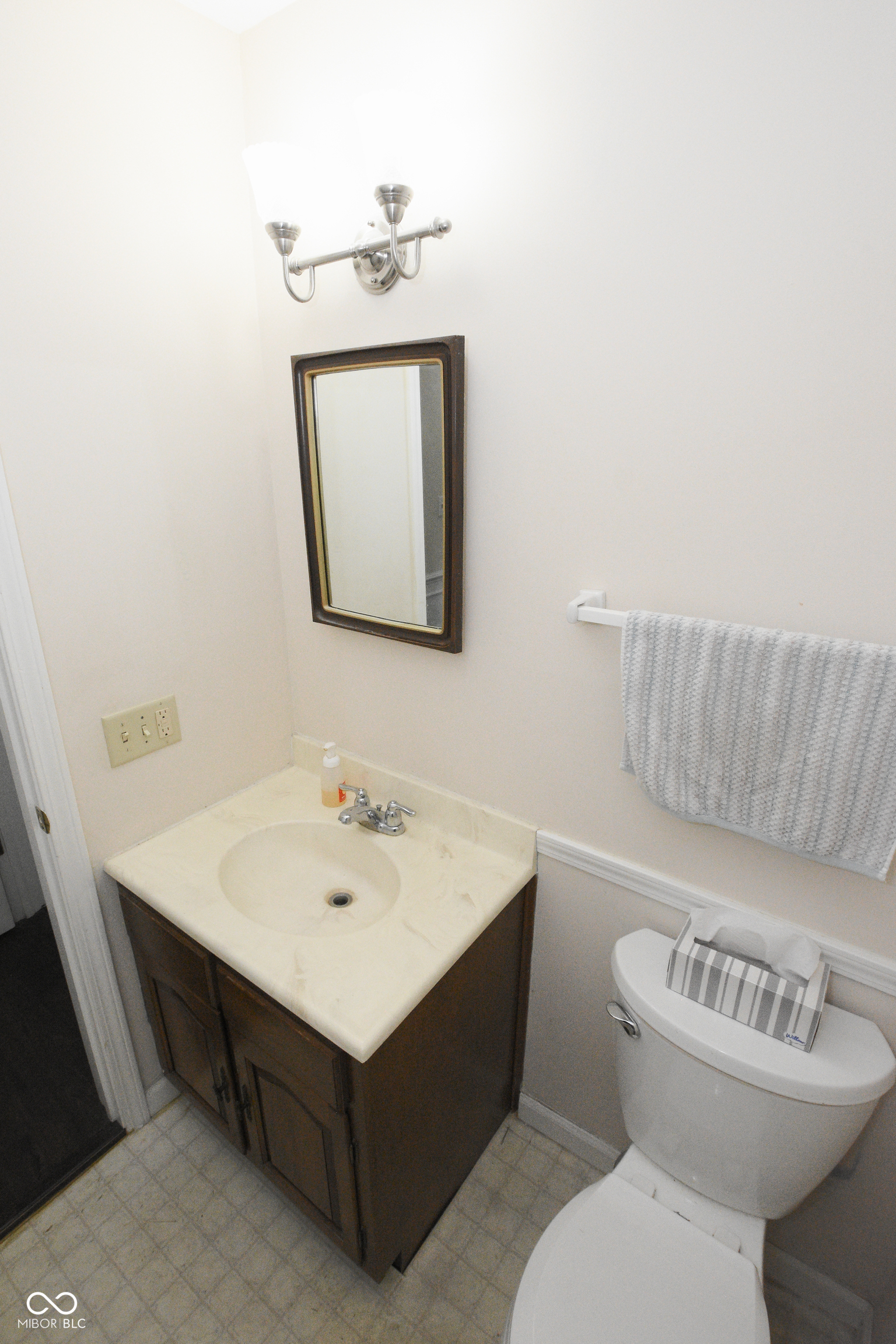 5533 Roxbury Terrace Indianapolis, IN 46226 - Photo 50 of 65
