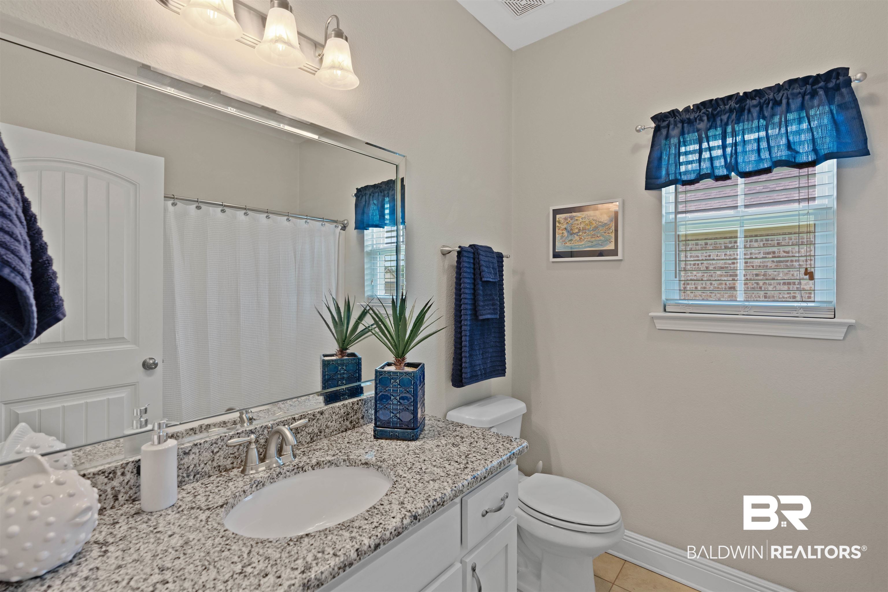 3168 Bellingrath Drive Foley, AL 36535 - Photo 17 of 36 Second Bathroom
