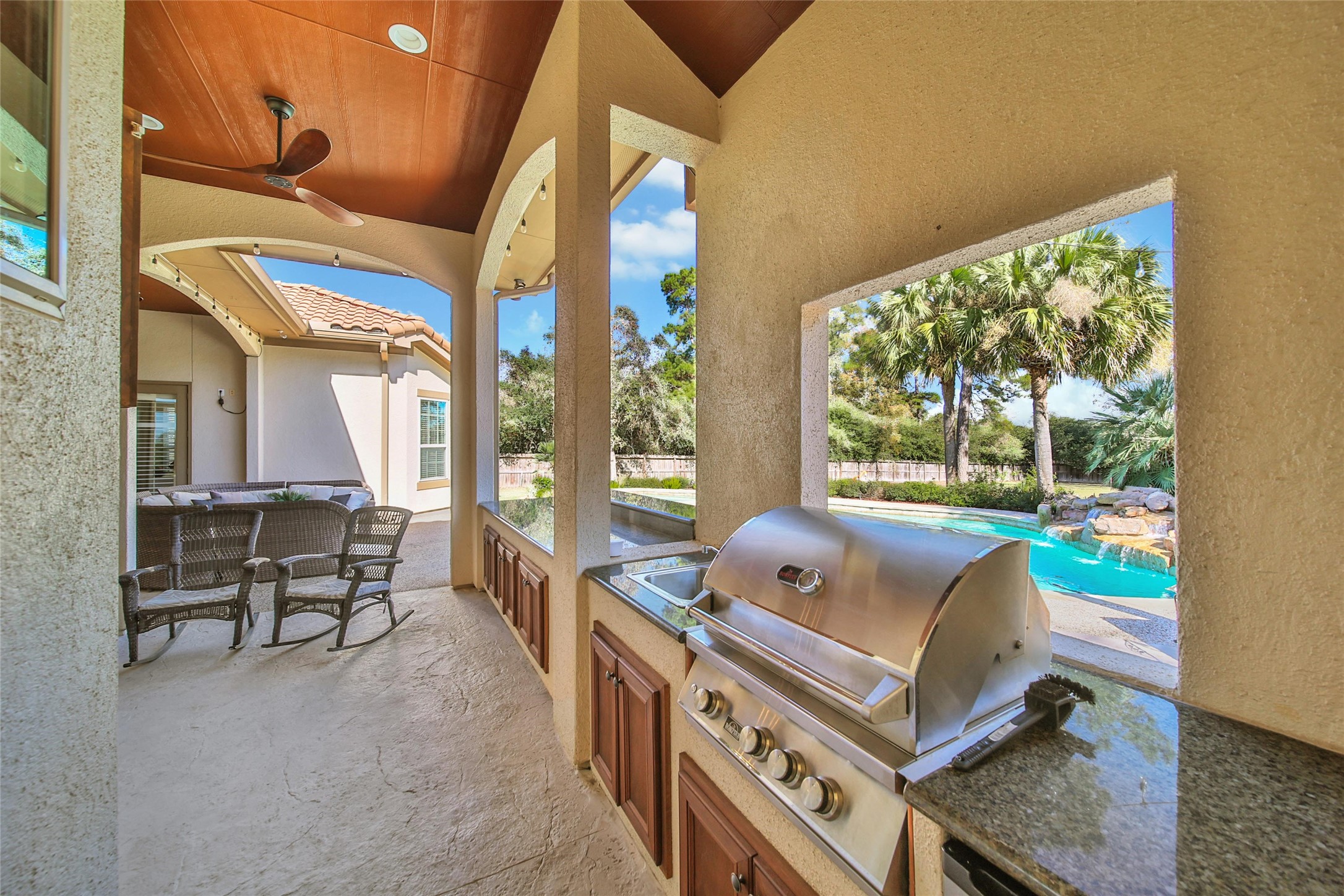 26122 Crown Ranch Boulevard Montgomery, TX 77316 - Photo 25 of 31 a living room with furniture and a large window