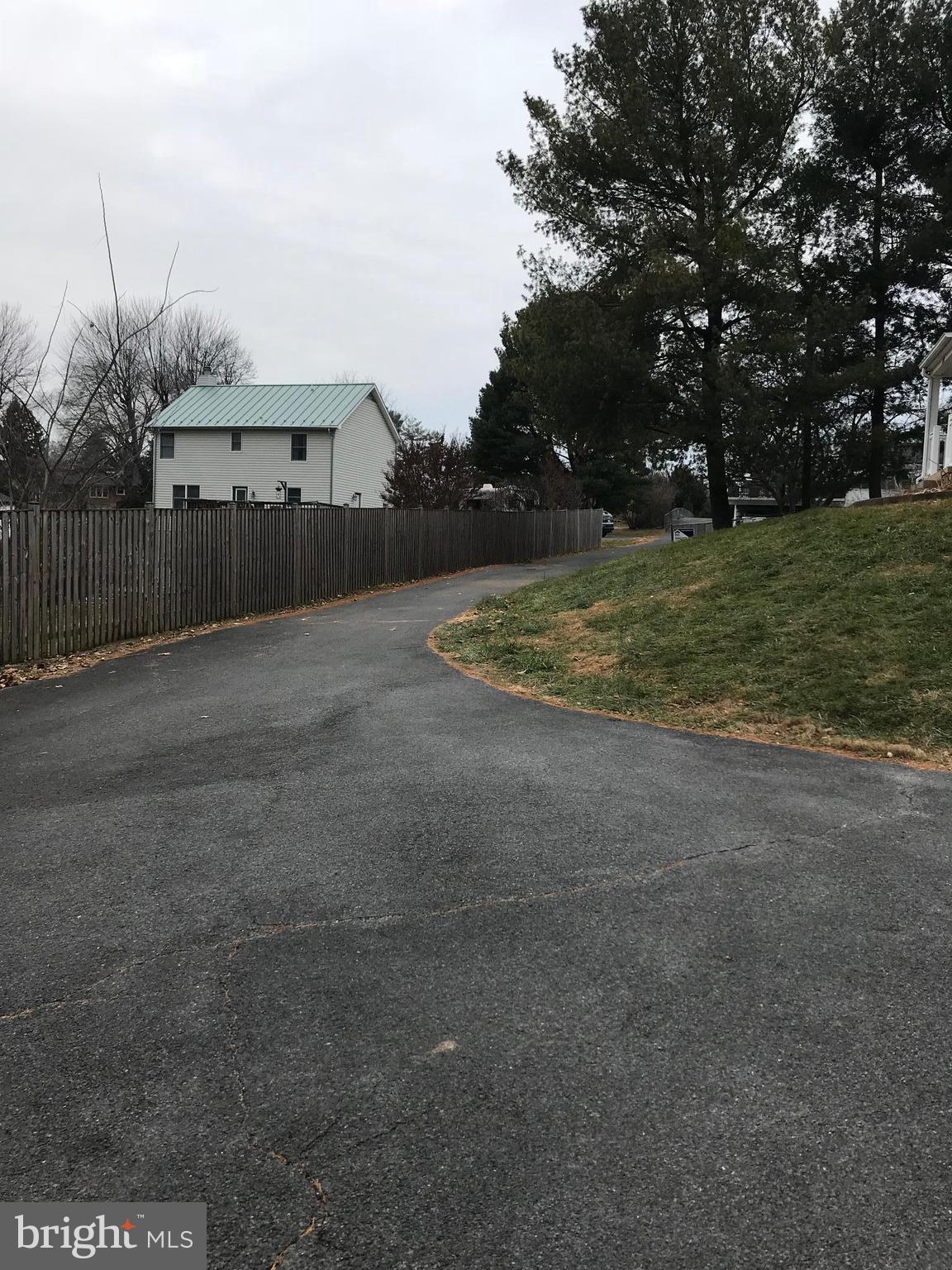 2618 Middle Road Winchester, VA 22601 - Photo 5 of 18 Exterior (General)