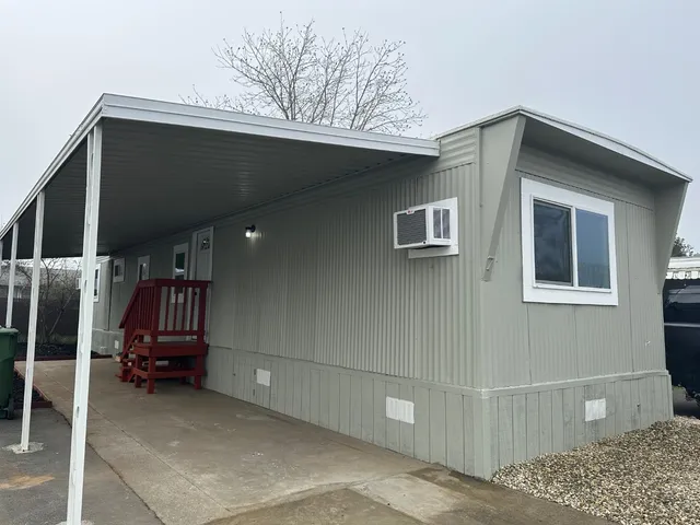 a view of front door and porch