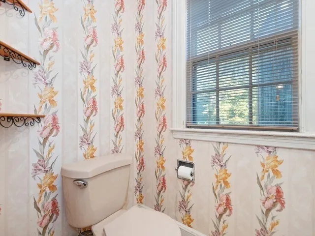 $1,500,000 | 17 Glezen Lane, Wayland, MA 01778