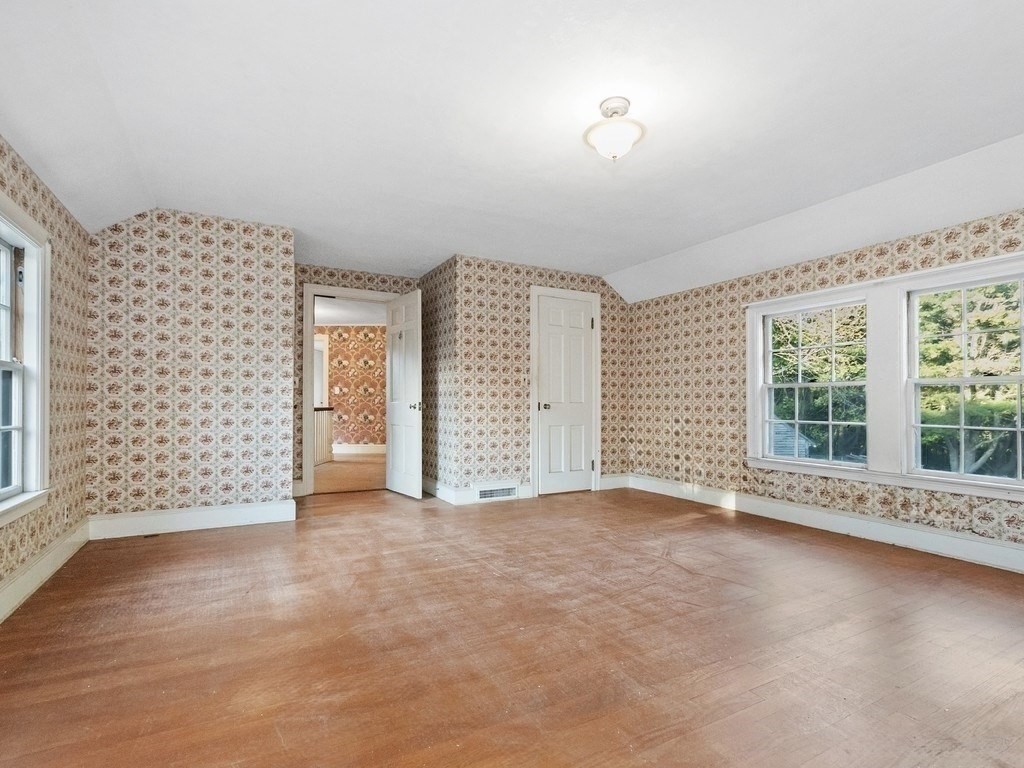 17 Glezen Lane Wayland, MA 01778 - Photo 14 of 34