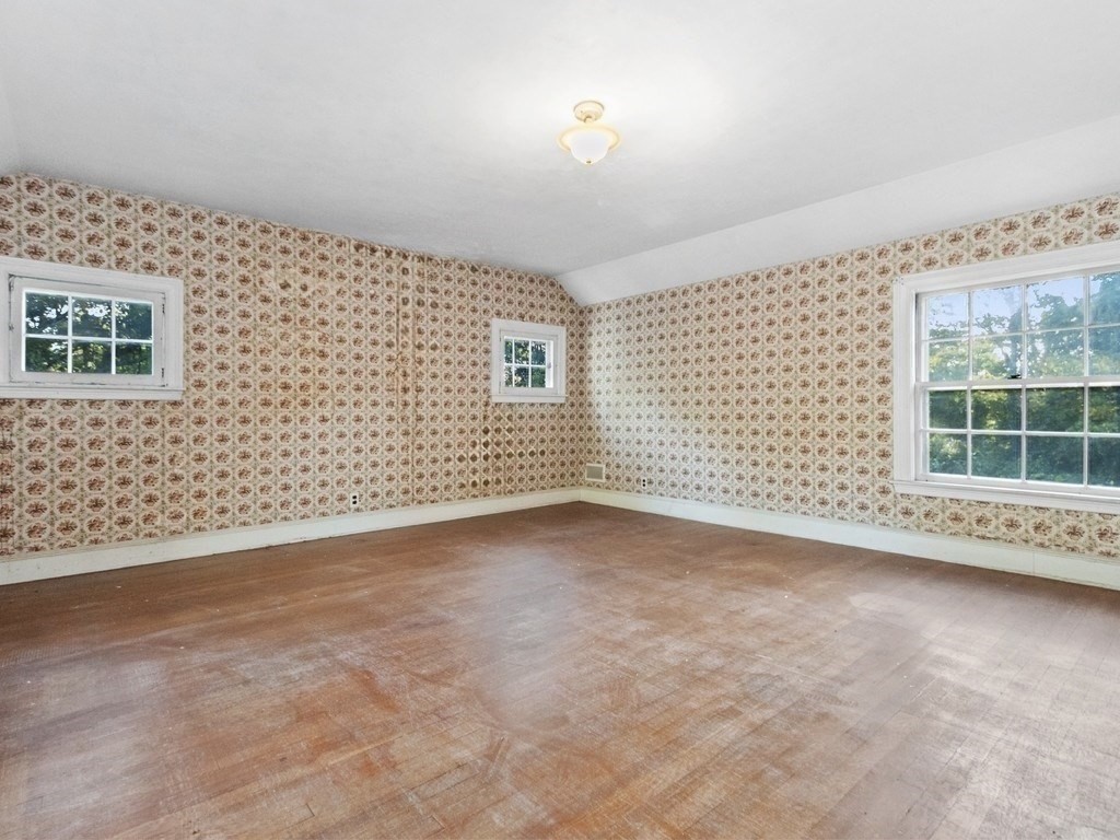 17 Glezen Lane Wayland, MA 01778 - Photo 16 of 34