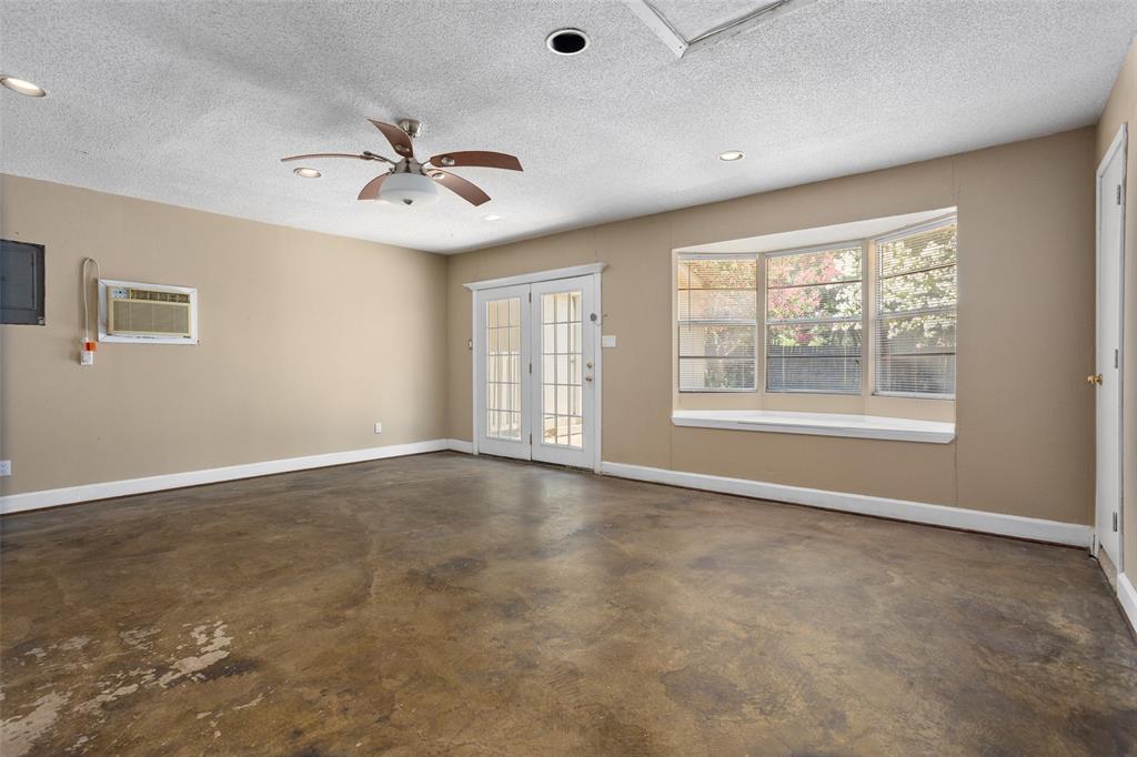 6948 Valhalla Road Fort Worth, TX 76116 - Photo 20 of 36