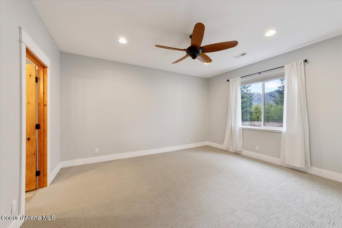 2380 Dufort Road Sagle, ID 83860 - Photo 26 of 93 52-2380 Dufort52