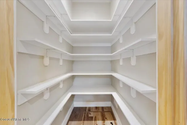 $1,400,000 | 2380 Dufort Road, Sagle, ID 83860