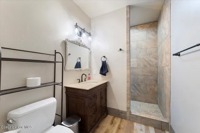 $1,400,000 | 2380 Dufort Road, Sagle, ID 83860