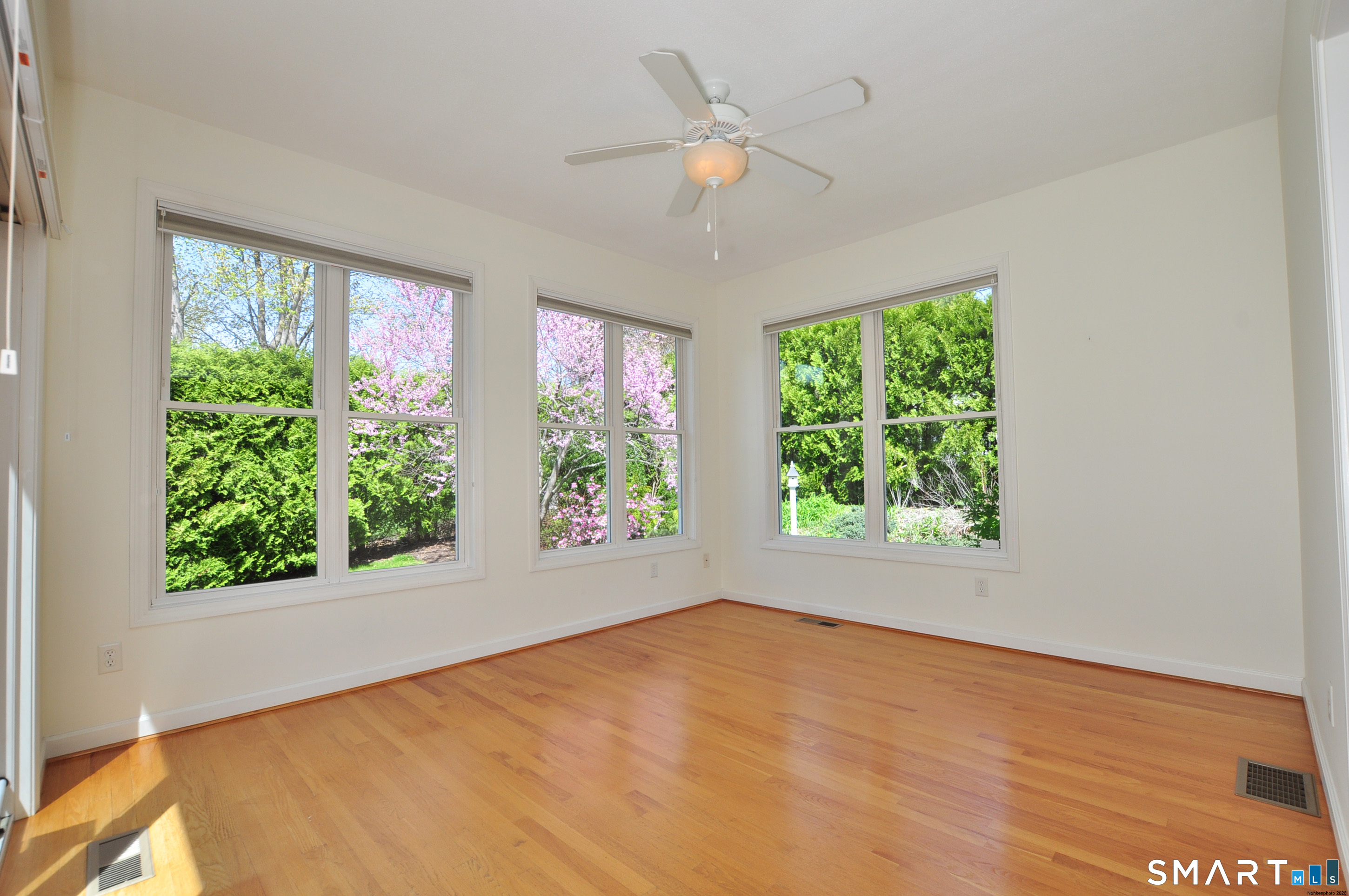 453 Tributary Lane Windsor, CT 06095 - Photo 20 of 37 a view of an empty room with a window