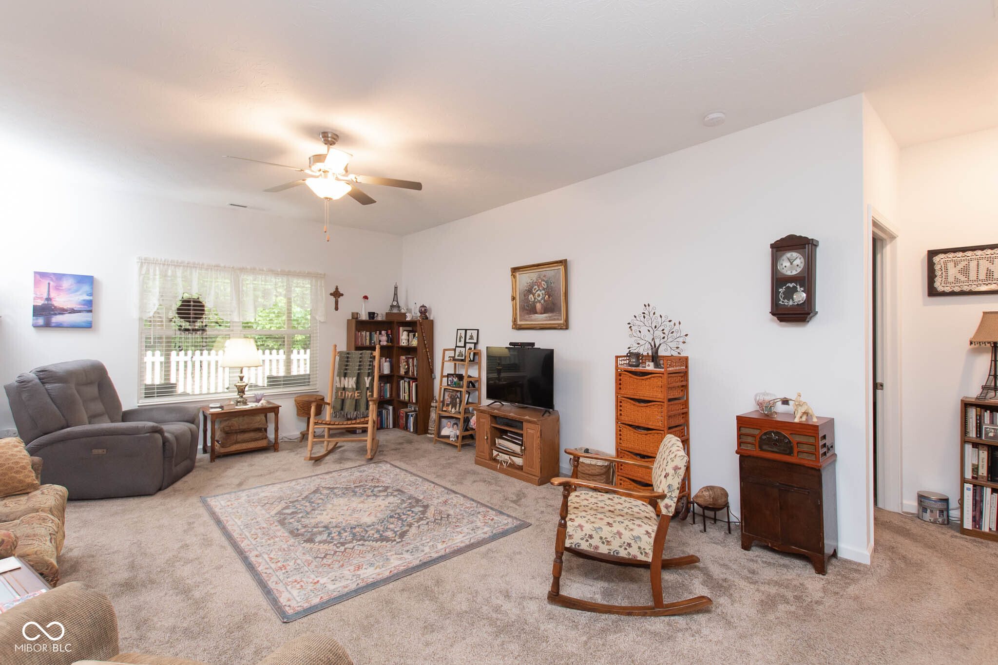 934 Wilson Way Franklin, IN 46131 - Photo 5 of 21 Gallery Image 5