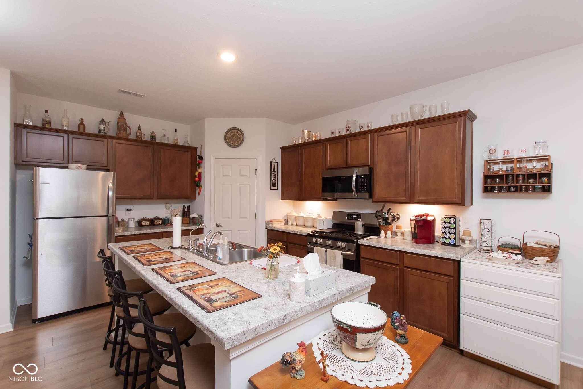 934 Wilson Way Franklin, IN 46131 - Photo 8 of 21 Gallery Image 8