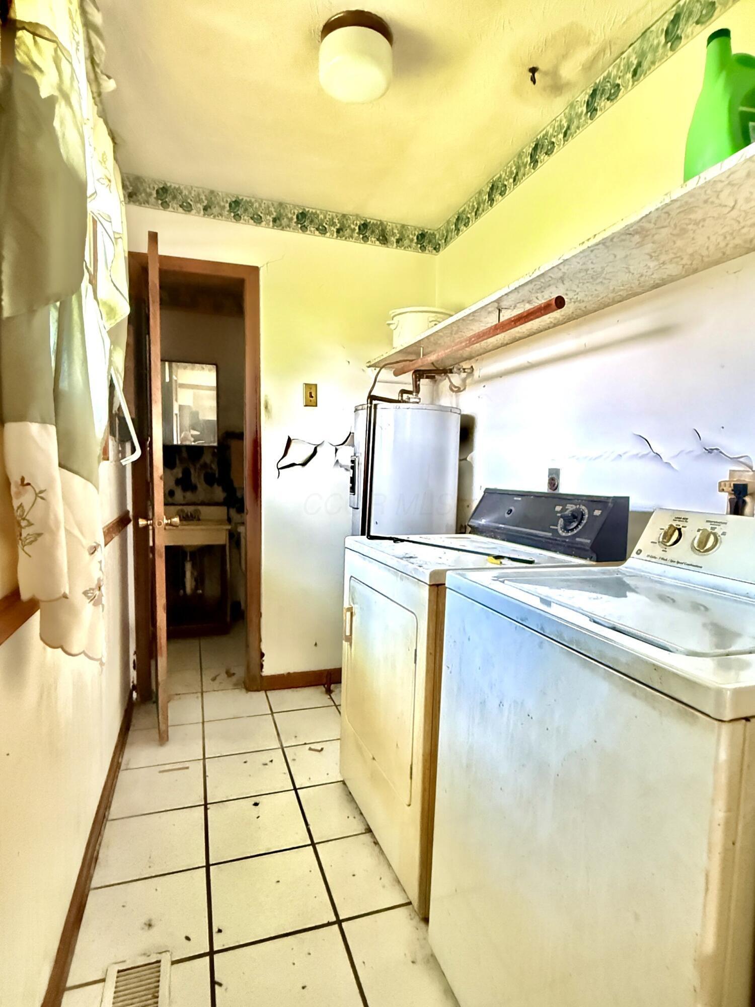 564 Forward Pass Way Pataskala, OH 43062 - Photo 6 of 12 Laundry