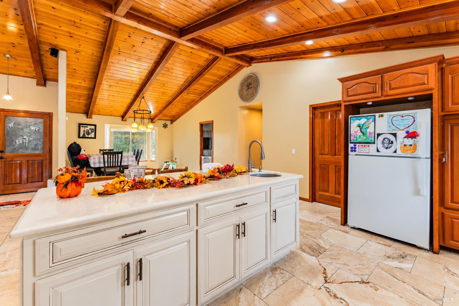 5151 Eastside Calpella Road Ukiah, CA 95482 - Photo 6 of 25 Gallery Image 6
