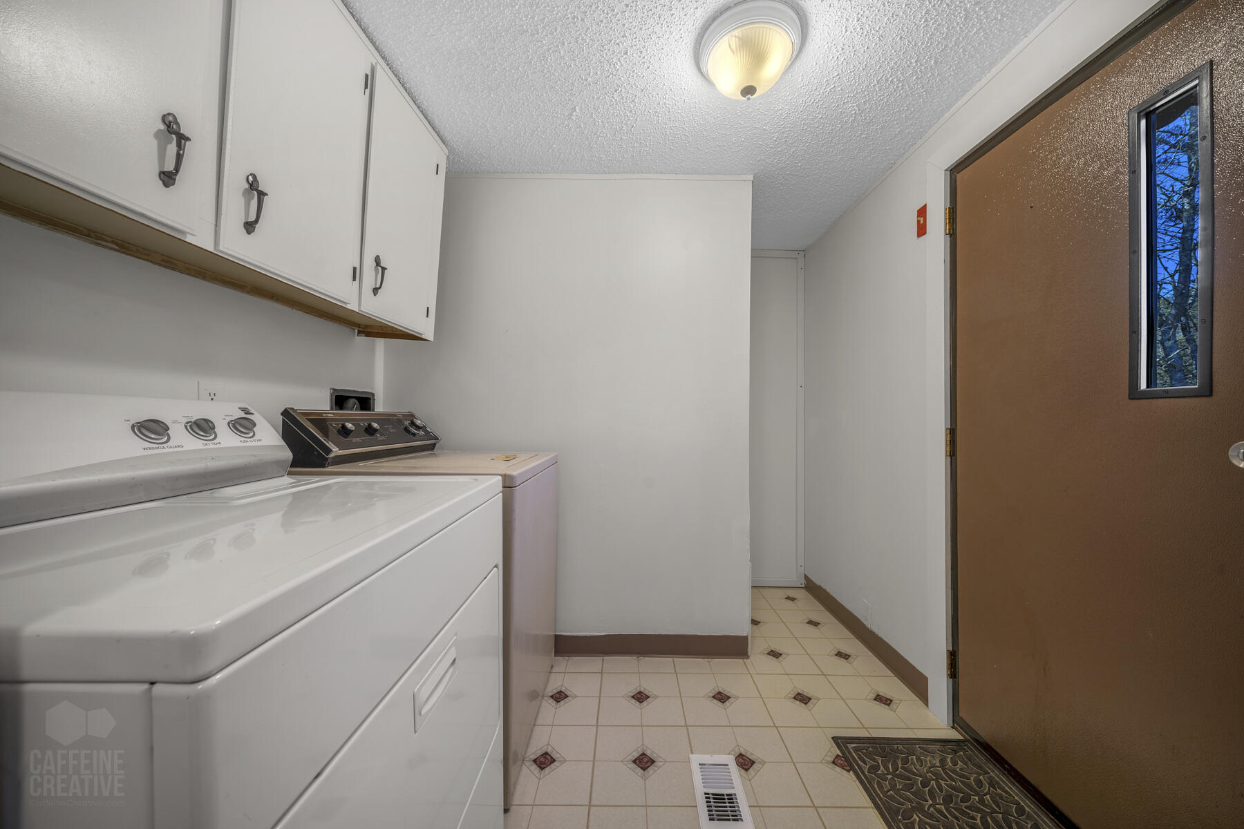 196 Highland Road Brunswick, ME 04011 - Photo 25 of 45 196 Highland Road • Brunswick • Maine