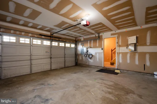 $470,000 | 29 Sycamore Lane, Bear, DE 19701