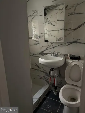 $900 | 1535 South 10th Street, Unit 1, Philadelphia, PA 19147