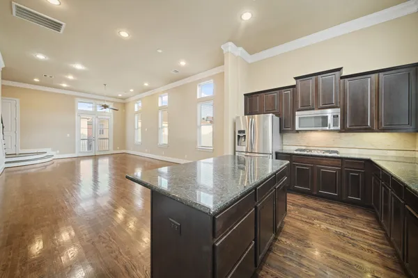 $469,900 | 1250 West 23rd Street, Houston, TX 77008