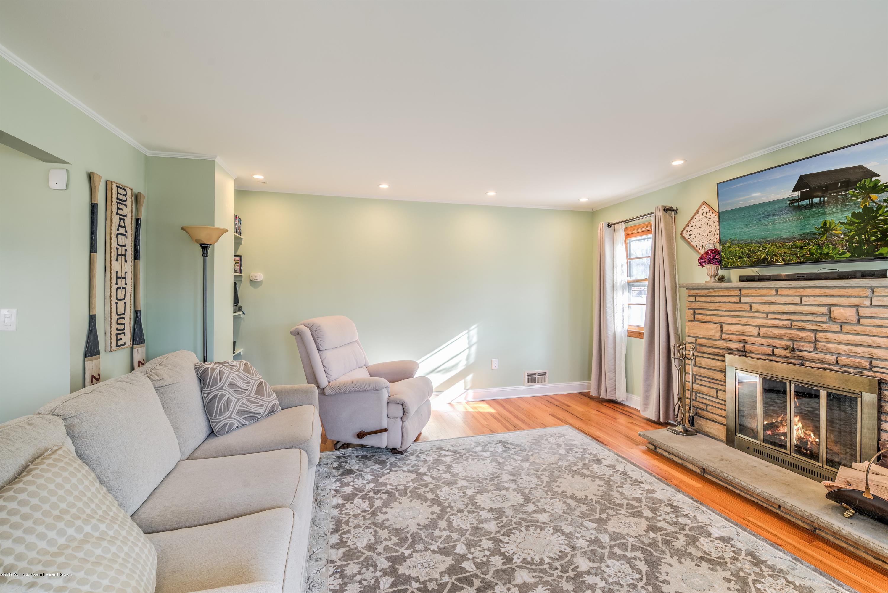 555 Hopping Road Middletown, NJ 07718 - Photo 5 of 25 005_LIVING ROOM