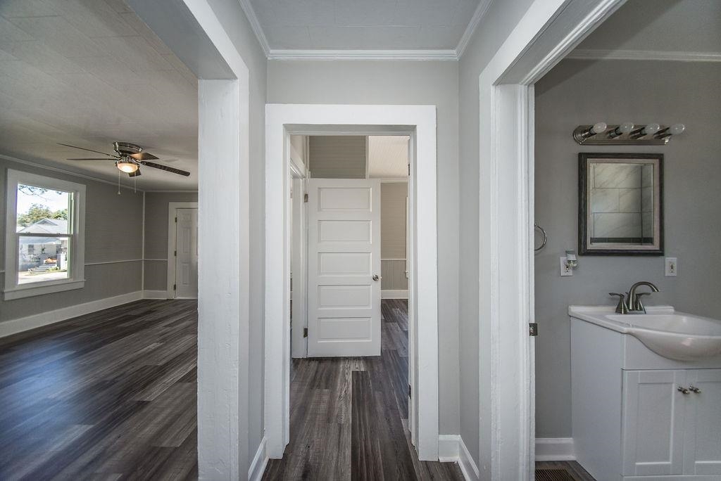 111 Gordon Street Clinton, SC 29325 - Photo 21 of 30 Gallery Image 21