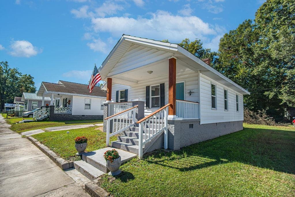 111 Gordon Street Clinton, SC 29325 - Photo 3 of 30 Gallery Image 3