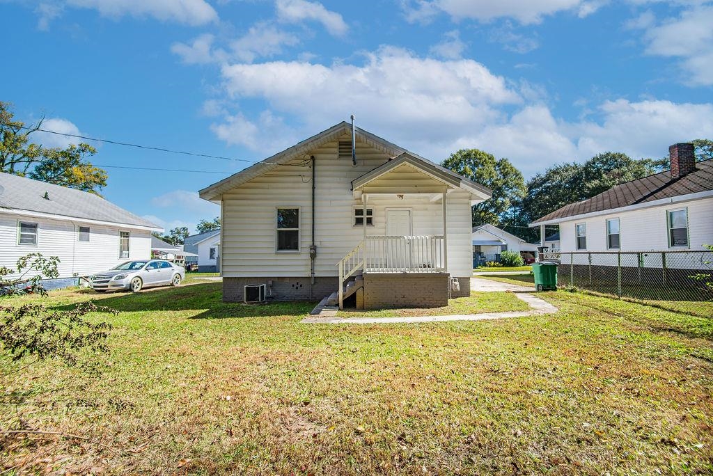 111 Gordon Street Clinton, SC 29325 - Photo 6 of 30 Gallery Image 6