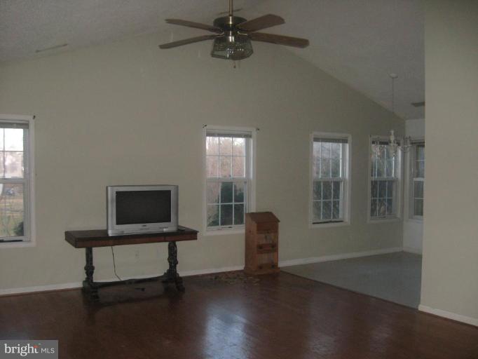 752 Ripplebrook Drive Culpeper, VA 22701 - Photo 3 of 8 Living Room