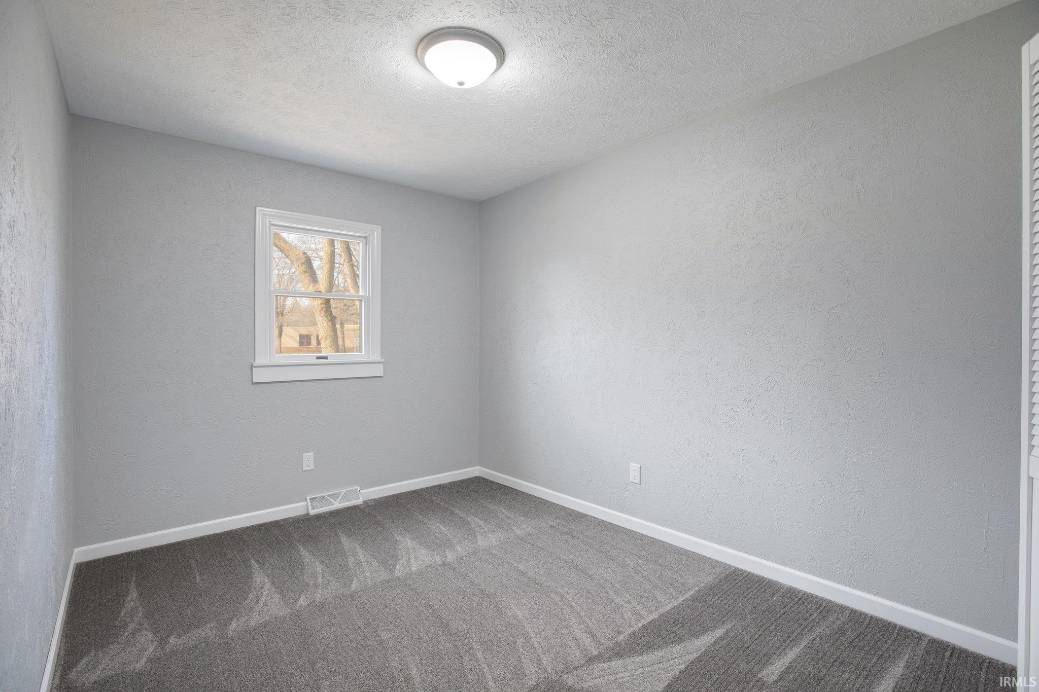 56236 Currant Road Mishawaka, IN 46545 - Photo 8 of 35 Gallery Image 8