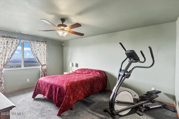 $575,000 | 3501 South 40th Avenue, Yakima, WA 98903