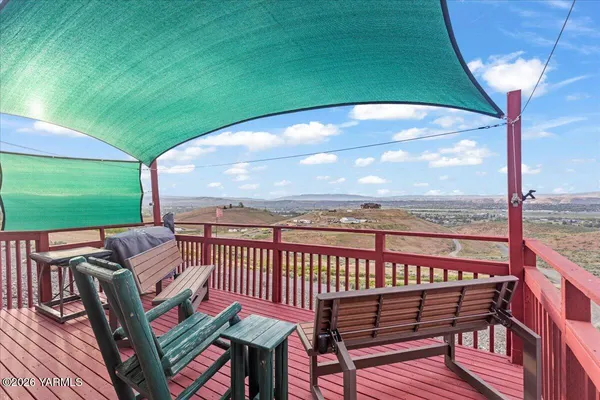 $575,000 | 3501 South 40th Avenue, Yakima, WA 98903