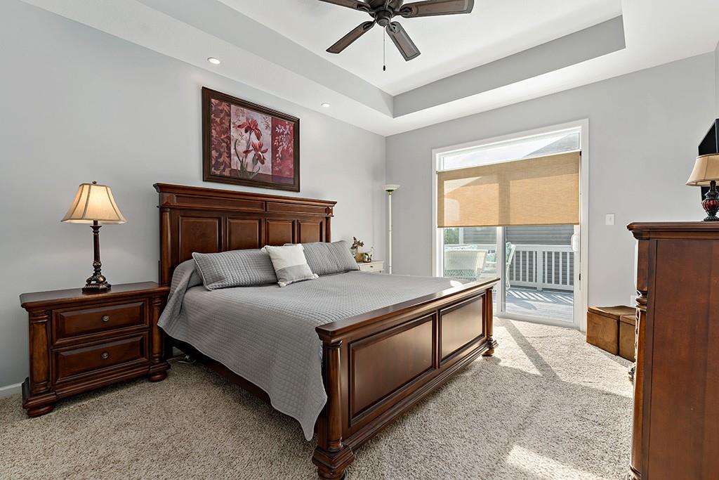 137 Cobblestone Drive Pittsburgh, PA 15237 - Photo 18 of 39 a bed room with a bed and a television