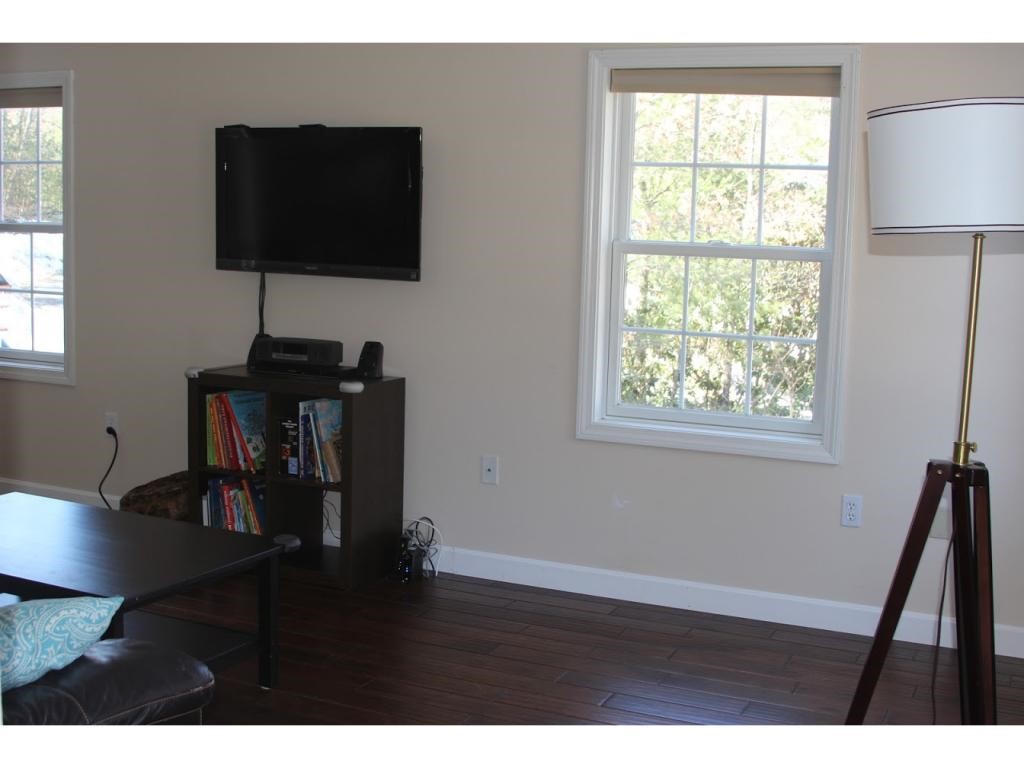 152 A Marsh Road Pelham, NH 03076 - Photo 8 of 22