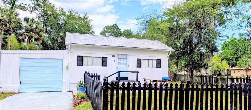 55914 Bay Road Astor, FL 32102 - Photo 12 of 23