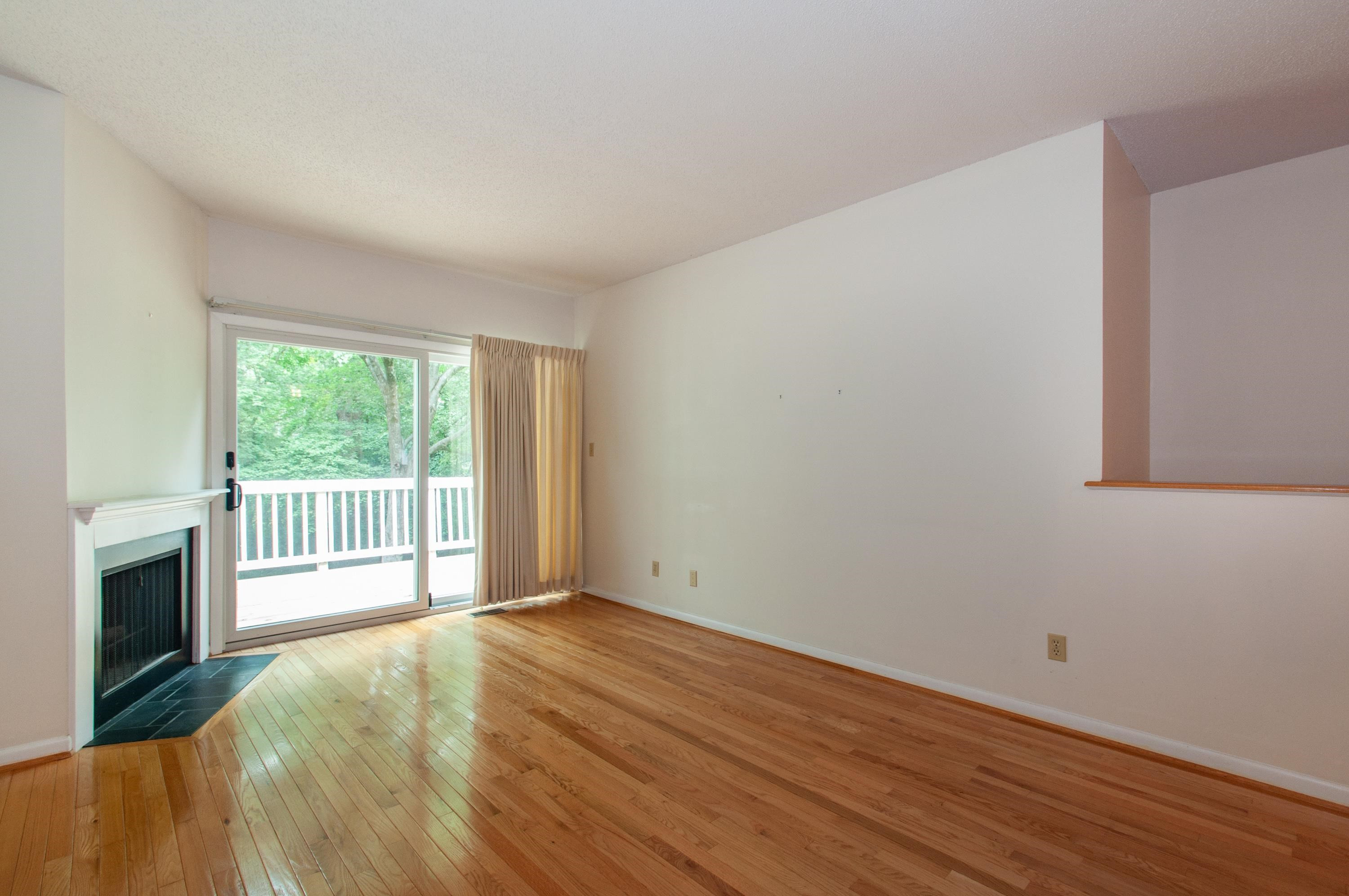 5827 Mapleridge Road Raleigh, NC 27609 - Photo 3 of 44 Living Room
