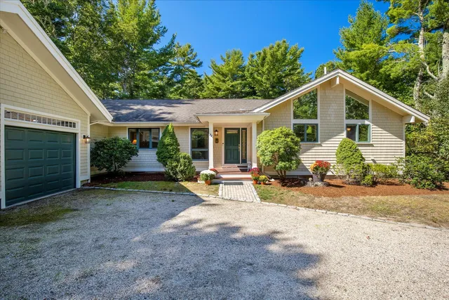 $1,349,000 | 72 Walton Heath Way, Mashpee, MA 02649
