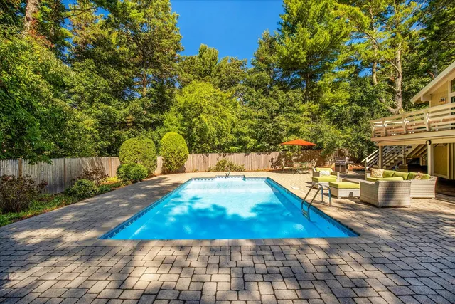 $1,349,000 | 72 Walton Heath Way, Mashpee, MA 02649