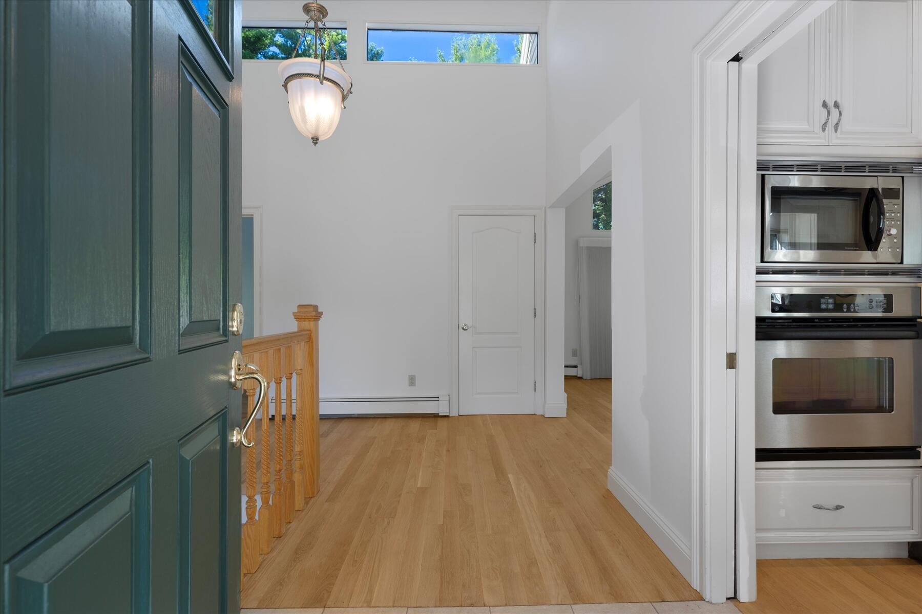 72 Walton Heath Way Mashpee, MA 02649 - Photo 5 of 58 IMG_0547